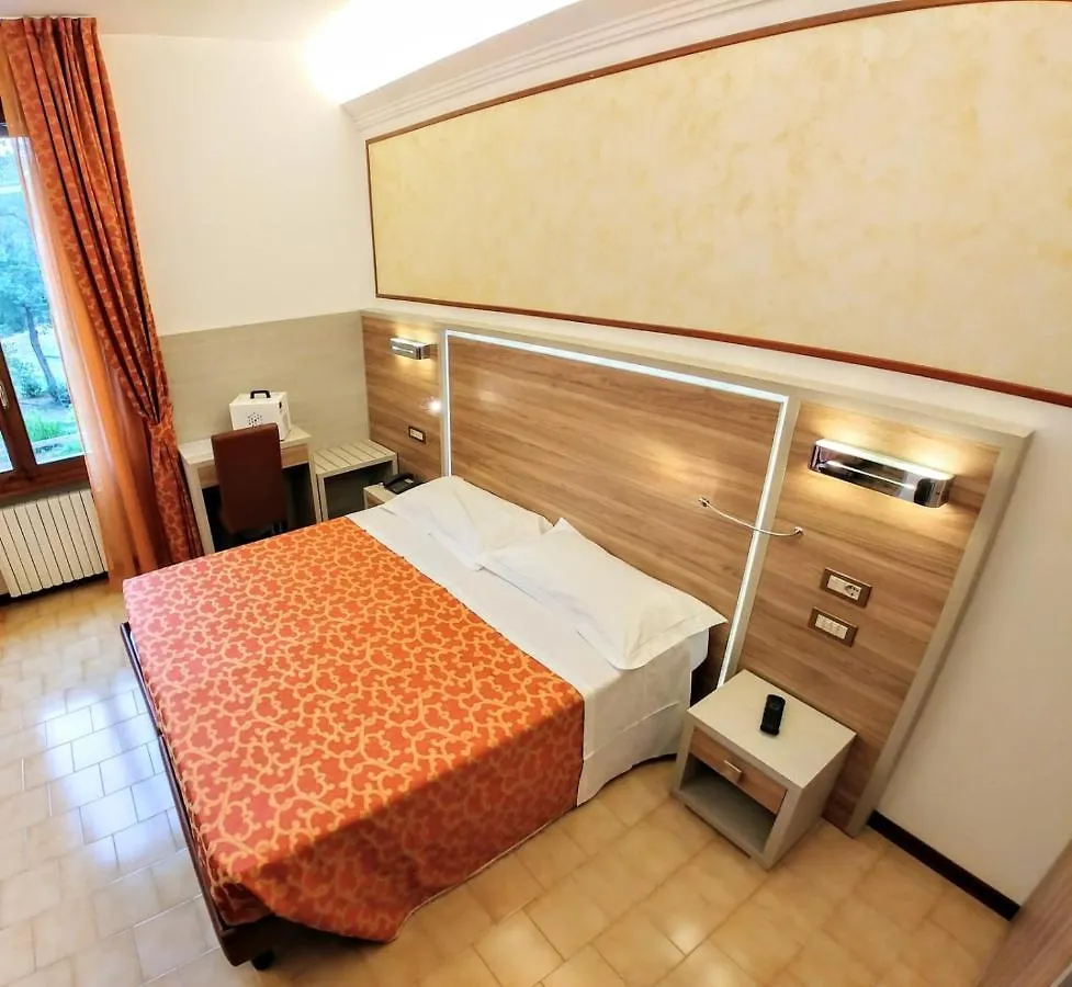 ***  Hotel Carancini Salsomaggiore Terme Italie