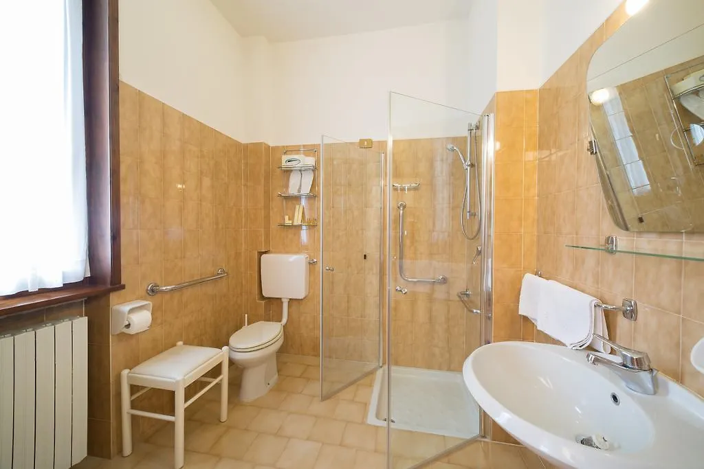 Hotel Carancini Salsomaggiore Terme 3*,